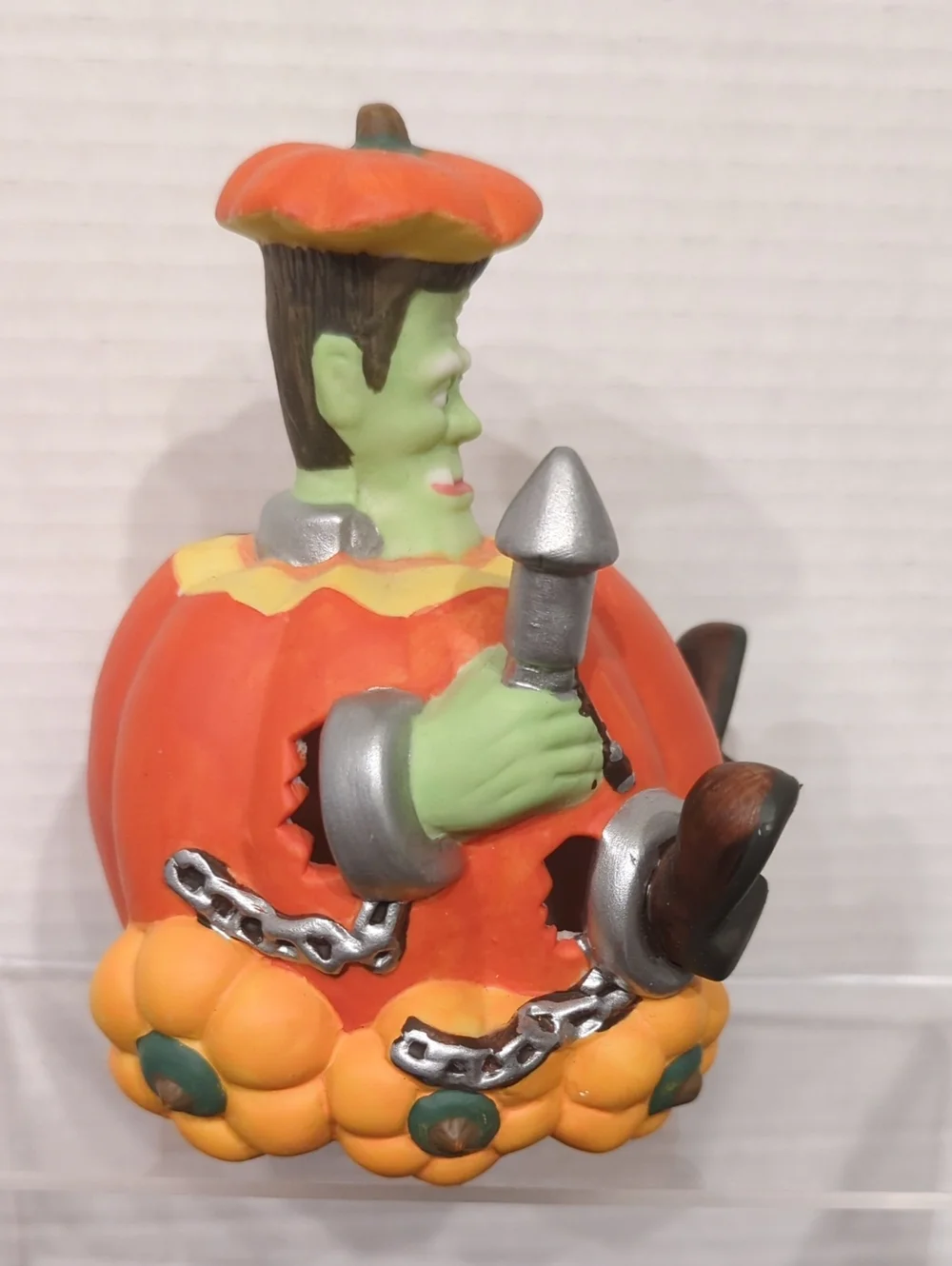 Vintage 1997 Spooky Hollow Lighted Halloween Pumpkin Express Frankenstein Train